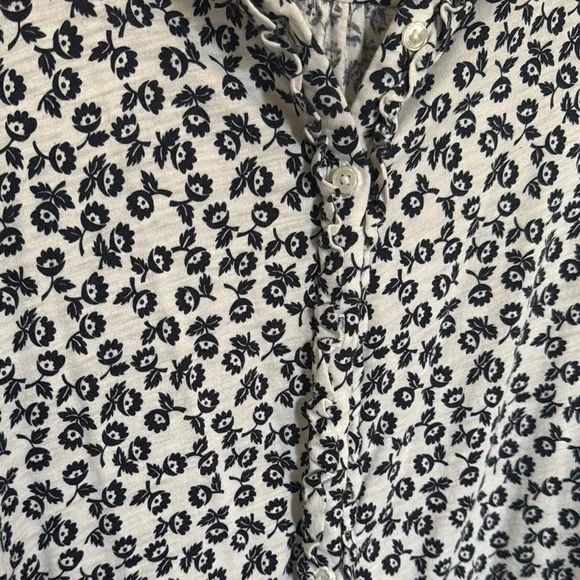 Boden Monochrome Floral Top - Picture 3 of 4